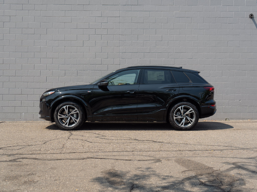 New 2027 Audi Q6 e-tron Premium Plus AWD/4WD image 3