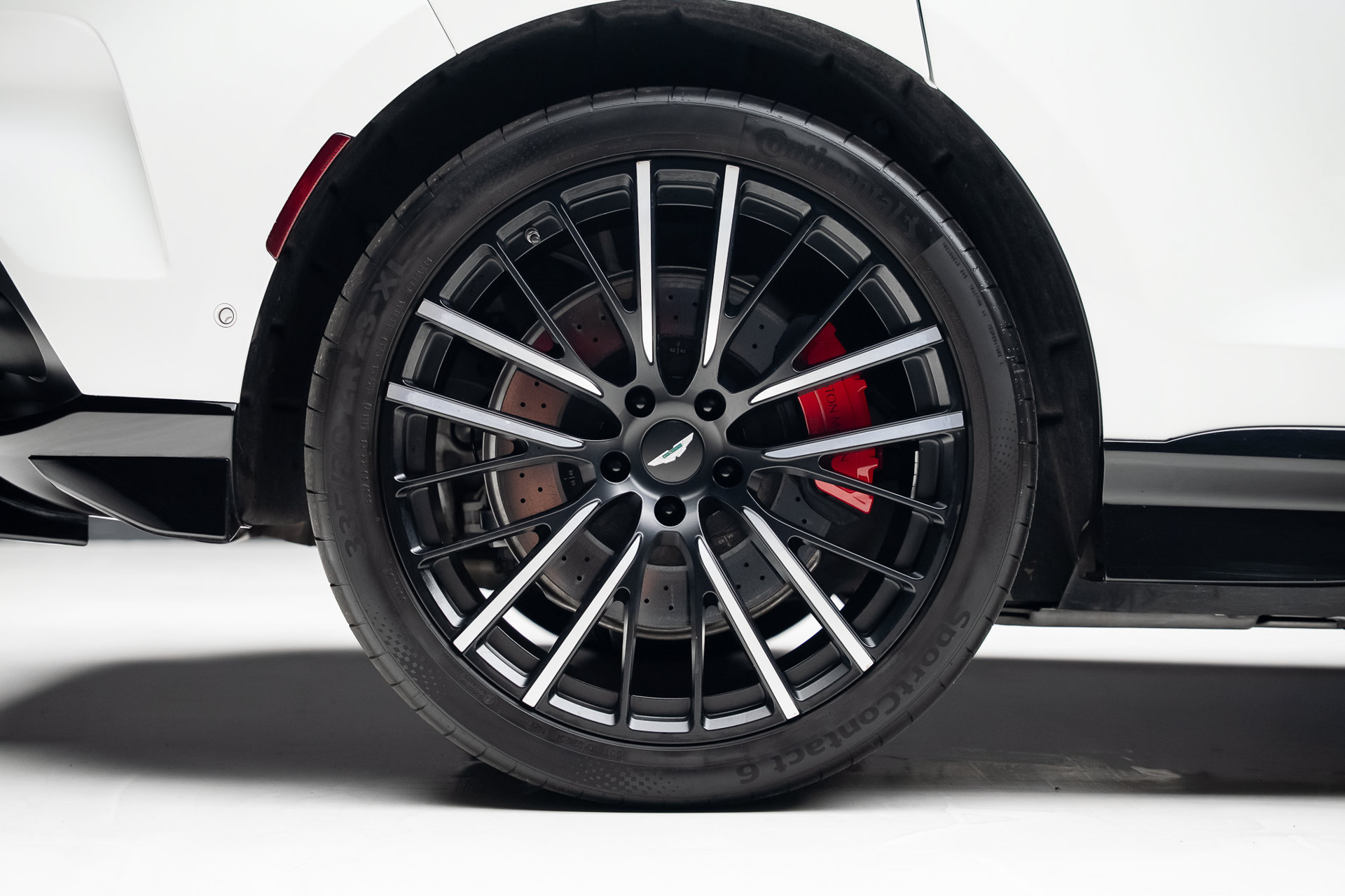 Used 2023 Aston Martin DBX 707 AWD/4WD image 37