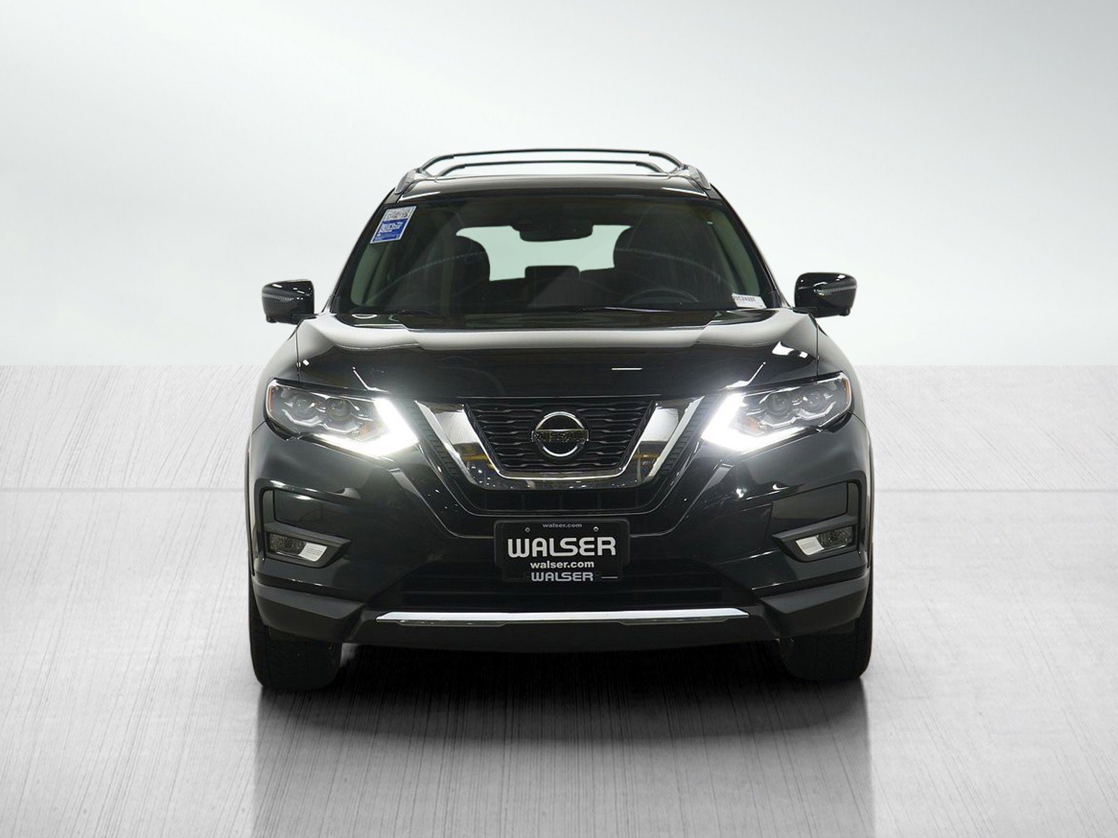 Used 2018 Nissan Rogue SL w/ Premium Package image 8