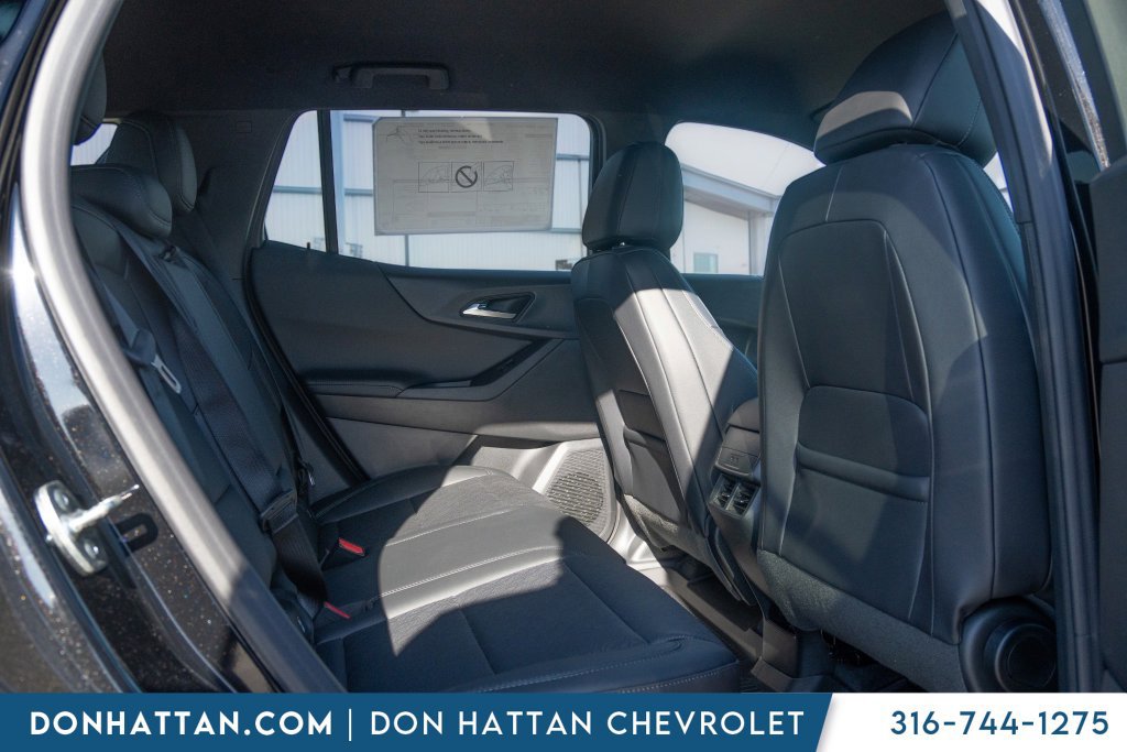New 2027 Chevrolet Equinox LT w/ Convenience Package II FWD image 18