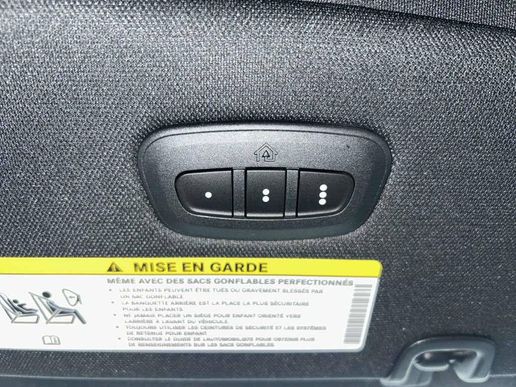 New 2026 Chrysler Pacifica Select image 43