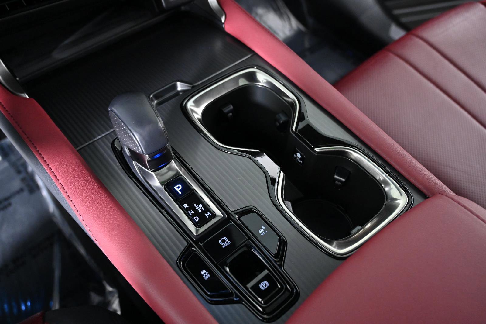 Used 2024 Lexus RX 500h F Sport w/ Convenience Package image 18