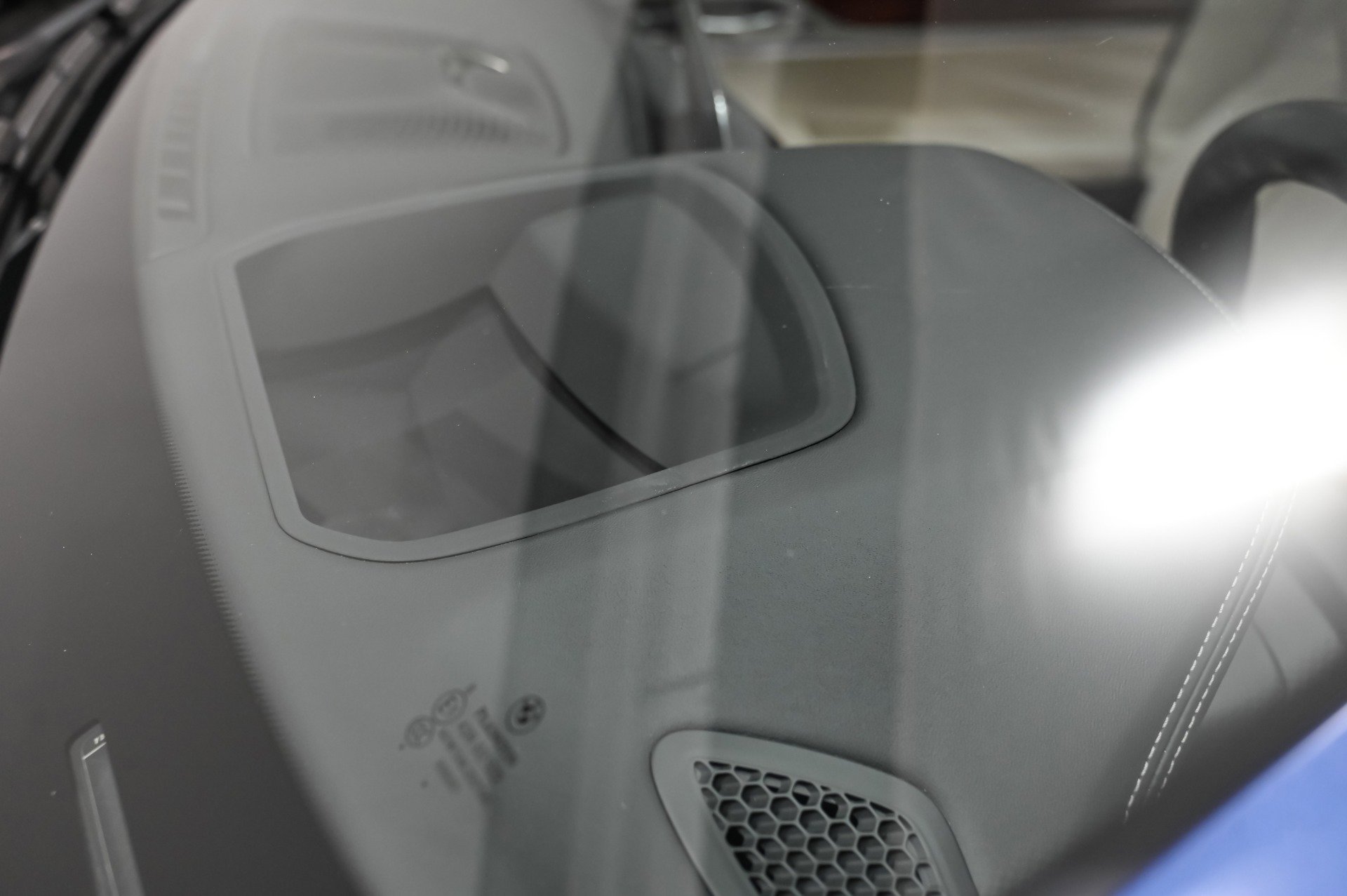 Used 2022 BMW ALPINA B7 xDrive w/ Luxury Rear Seating Package image 55