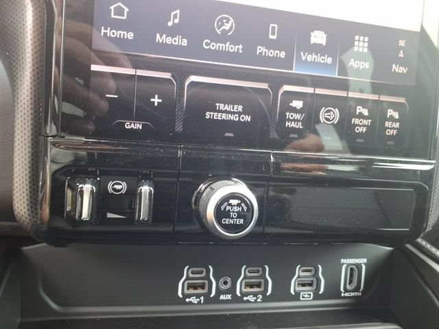 New 2026 RAM 2500 Limited AWD/4WD image 10