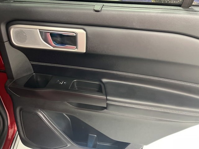 Used 2020 Ford Explorer ST w/ ST Street Pack image 26