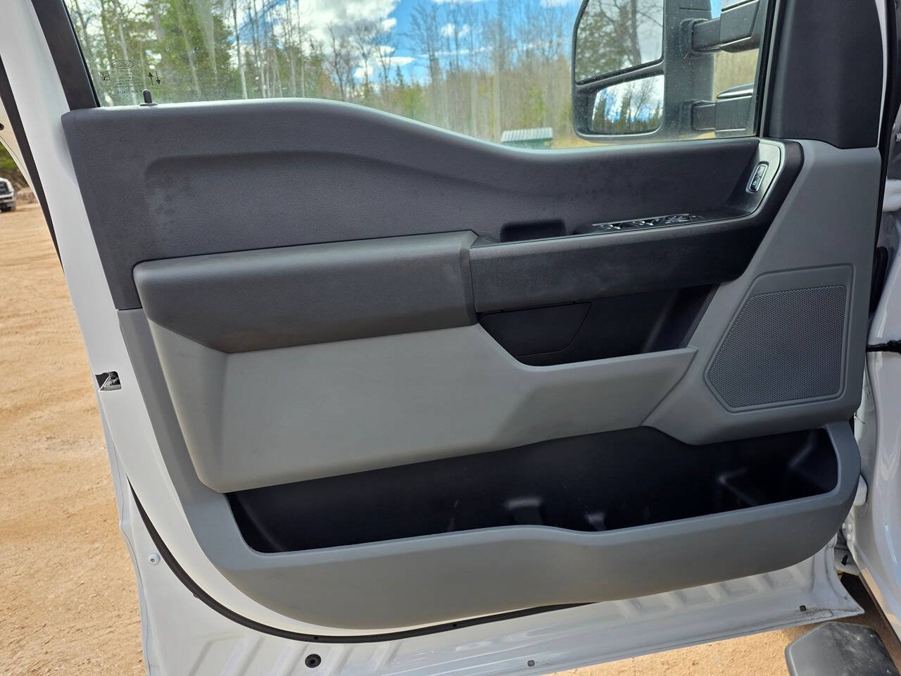 Used 2024 Ford F350 XL AWD/4WD image 16