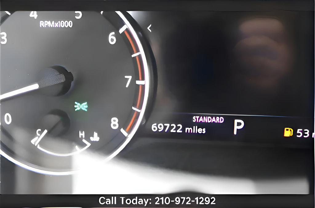 Used 2021 Nissan Rogue SV FWD image 26