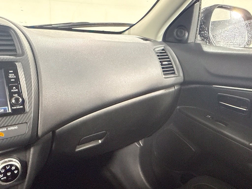 Used 2025 Mitsubishi Outlander Sport AWD image 28