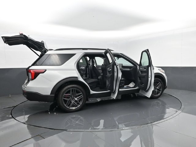 New 2027 Ford Explorer ST-Line w/ Premium Package AWD/4WD image 31