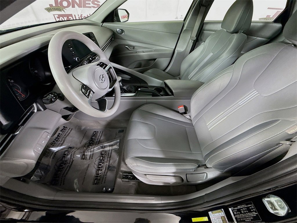 Certified 2022 Hyundai Elantra SEL image 24