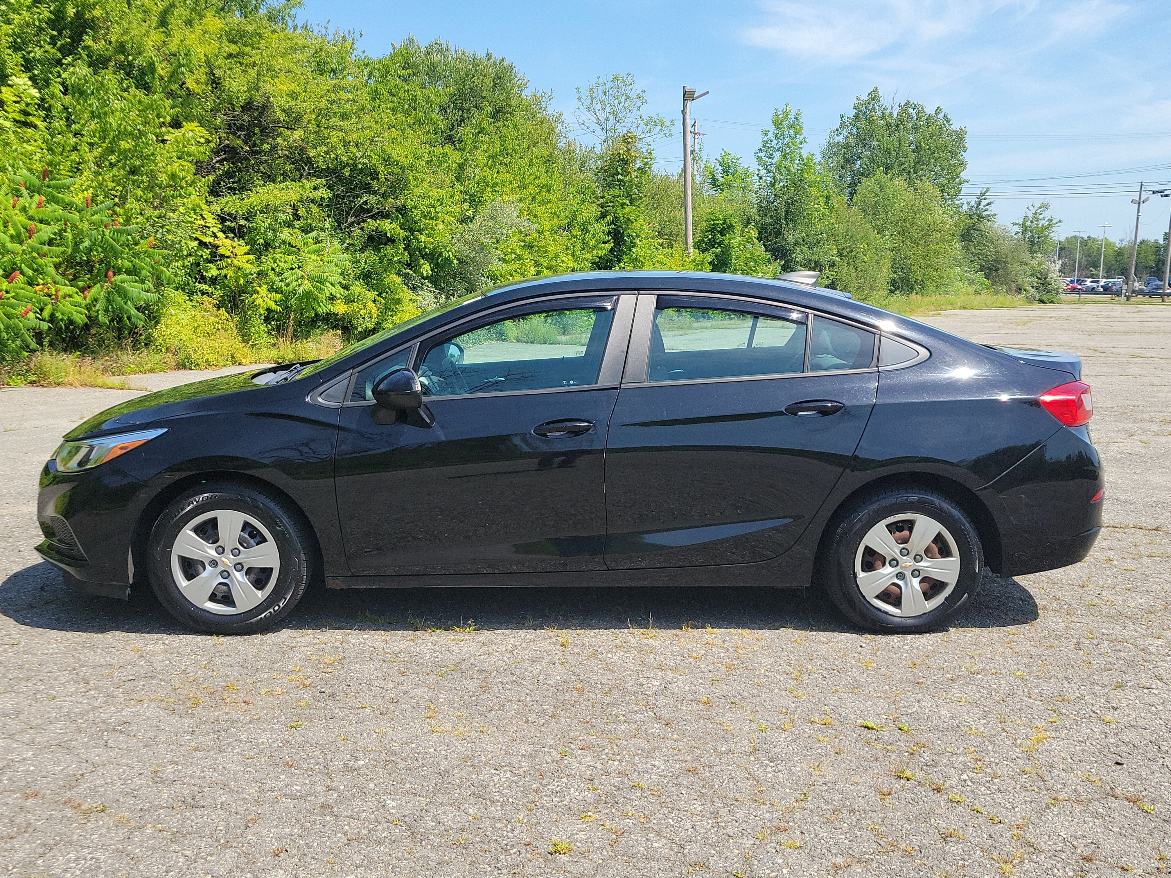 Used 2016 Chevrolet Cruze LS FWD image 8