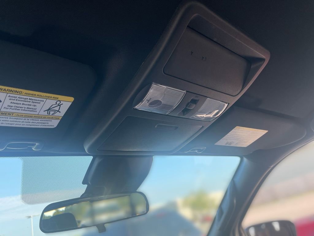 Used 2025 Nissan Frontier PRO-4X image 29