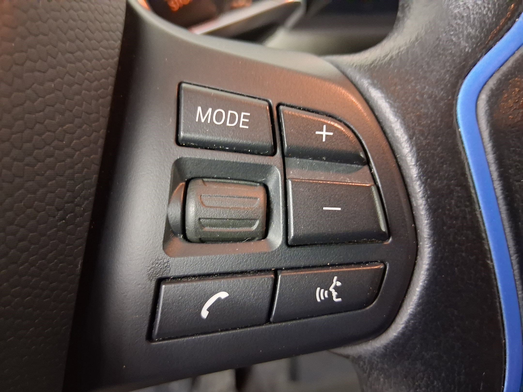 Used 2016 BMW i3 4dr HB w/Range Extender image 21