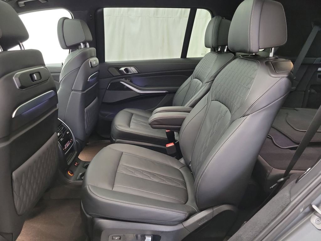 Used 2024 BMW X7 M60i w/ Executive Package image 10