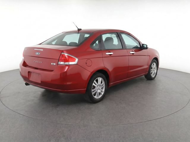 Used 2011 Ford Focus SEL w/ 301A Rapid Spec Order Code FWD image 4