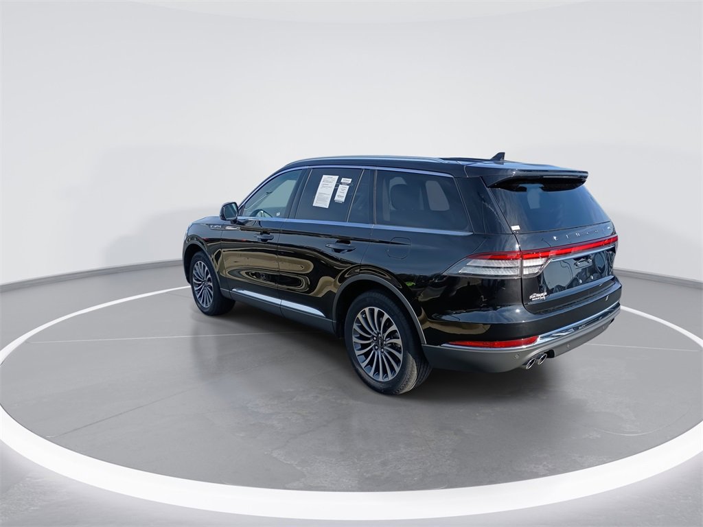 Used 2024 Lincoln Aviator Premiere w/ Premium Package image 6