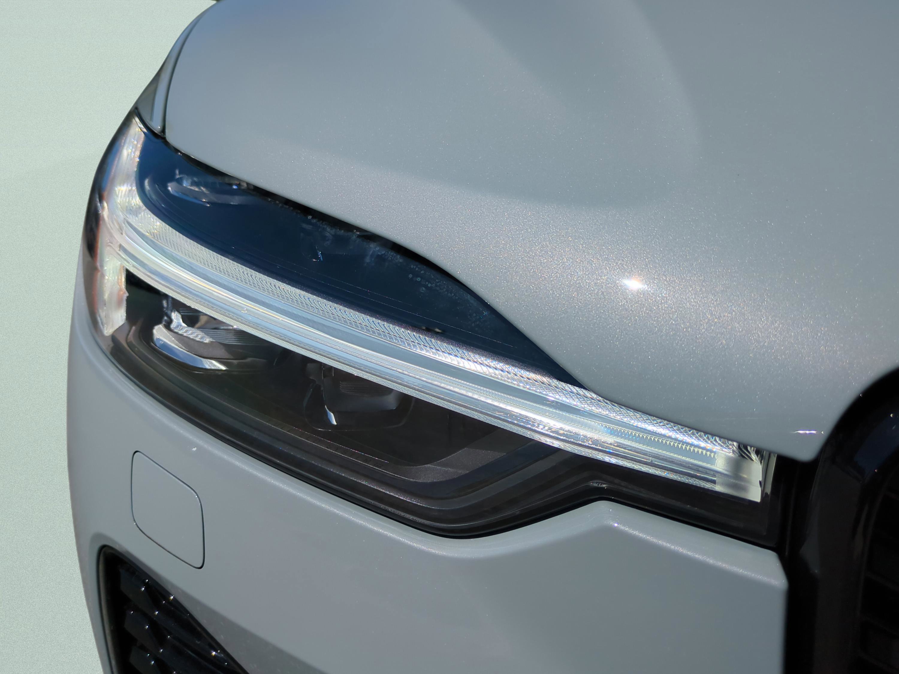 New 2026 Volvo XC60 B5 Plus w/ Protection Package Premier AWD/4WD image 9