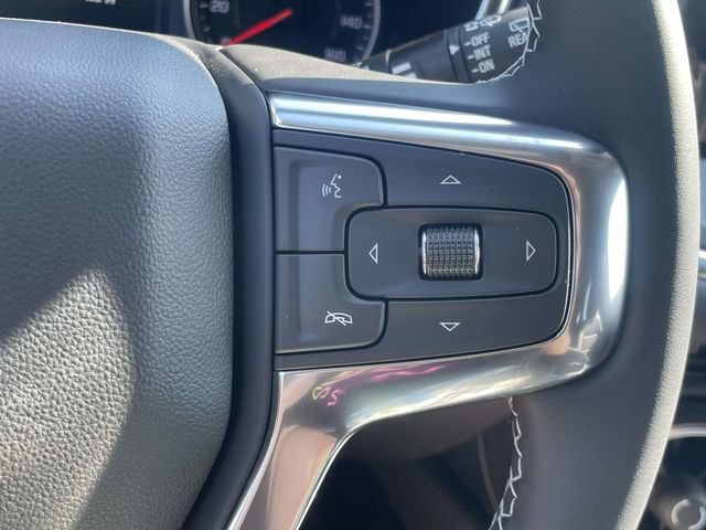 New 2026 Chevrolet Blazer LT w/ LPO, Black Grille Bar Package FWD image 18