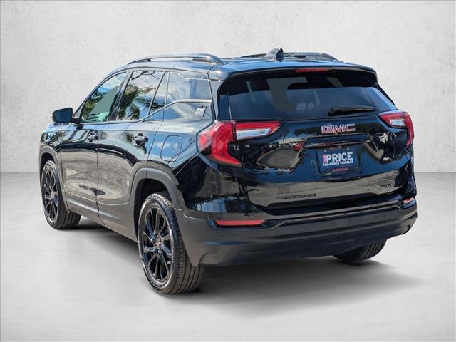 Used 2024 GMC Terrain SLT w/ Tech Package image 8