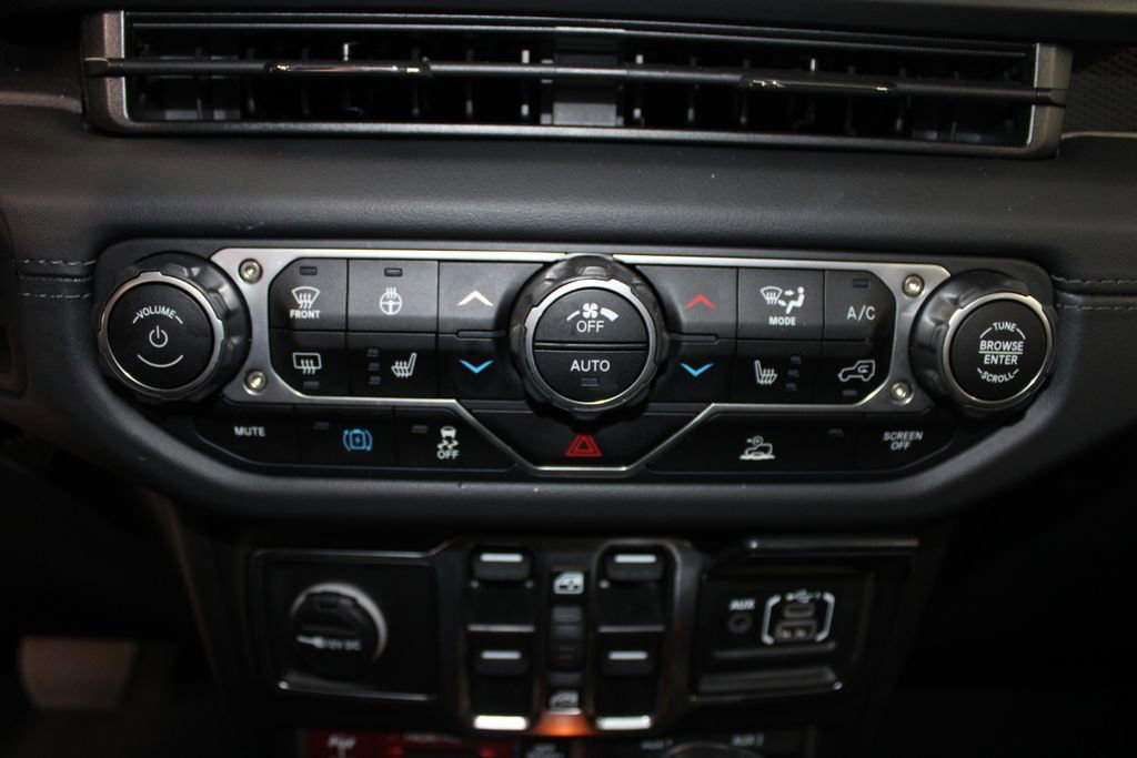 Used 2025 Jeep Wrangler Unlimited Rubicon 4xe w/ Convenience Group image 31