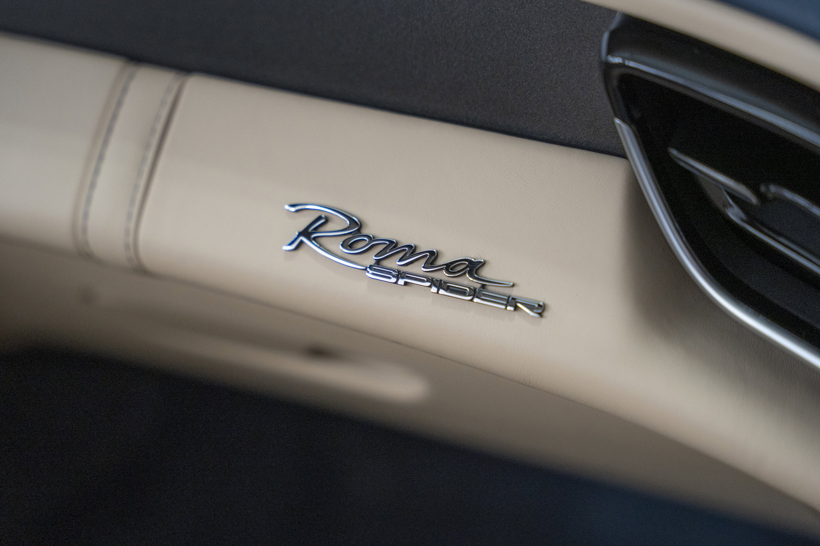 Certified 2025 Ferrari Roma Spider image 40