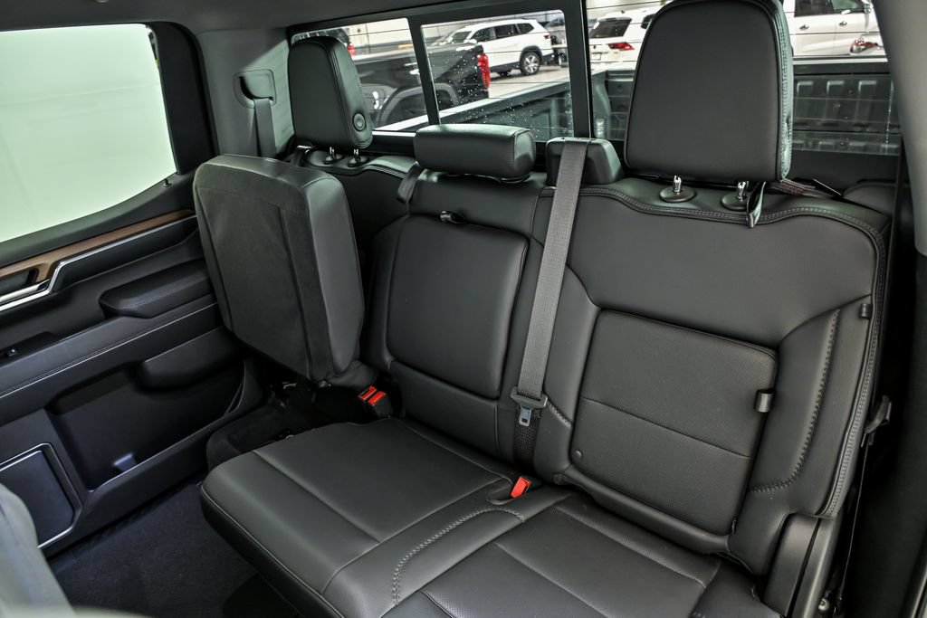 Used 2023 GMC Sierra 1500 Denali AWD/4WD image 16