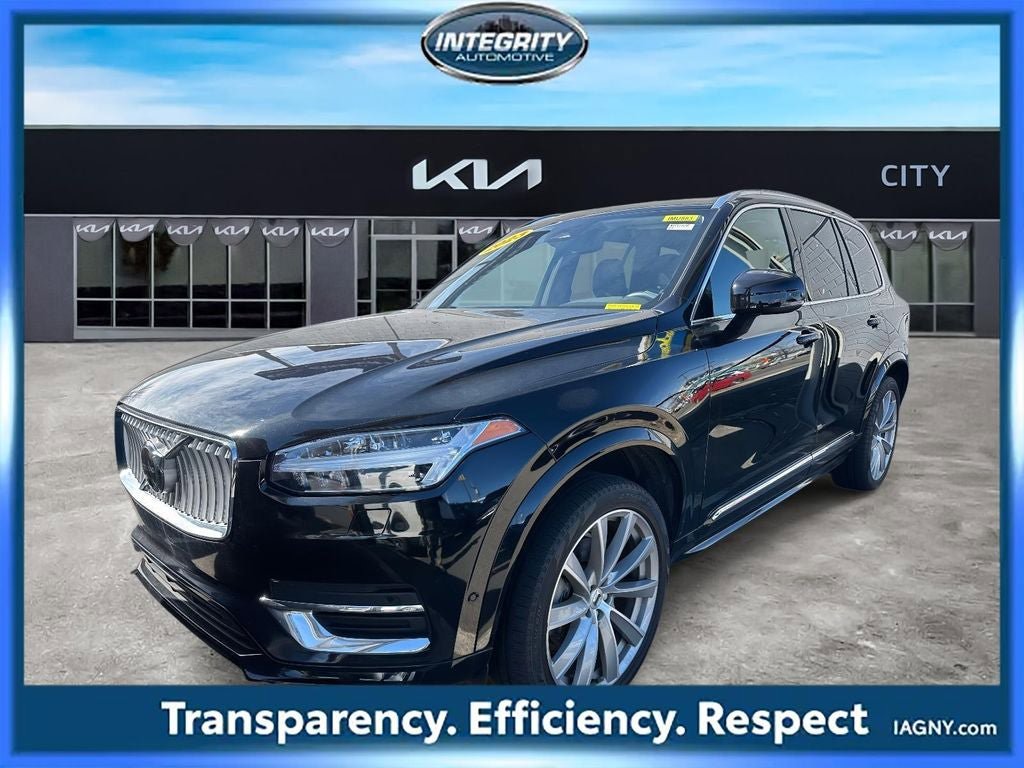 Used 2023 Volvo XC90 B6 Plus AWD/4WD image 2