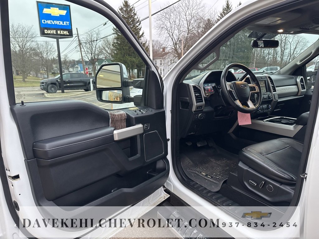 Used 2019 Ford F250 Lariat w/ Chrome Package image 9