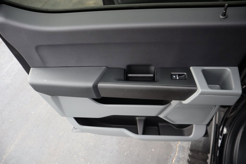 New 2026 Ford F450 XL w/ 360-Degree Camera Package image 15