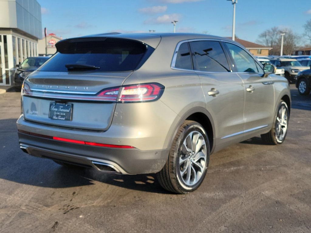 Certified 2023 Lincoln Nautilus Reserve w/ Equipment Group 201A image 4