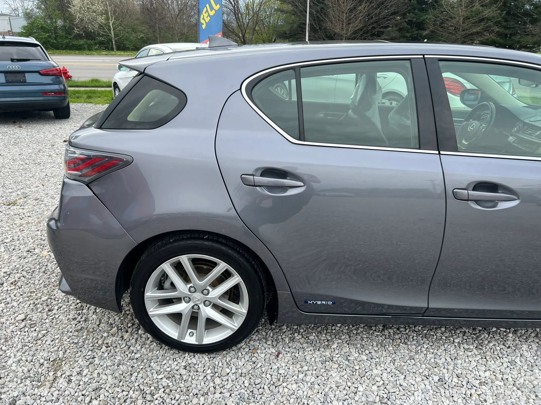 Used 2014 Lexus CT 200h w/ Seat Comfort Package image 9