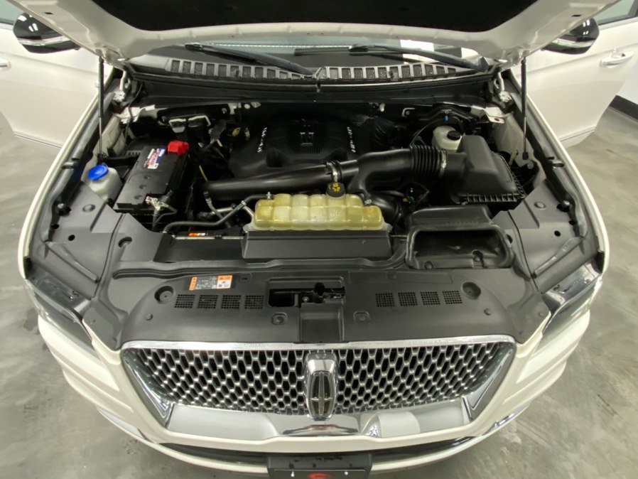 Used 2019 Lincoln Navigator Reserve AWD/4WD image 49