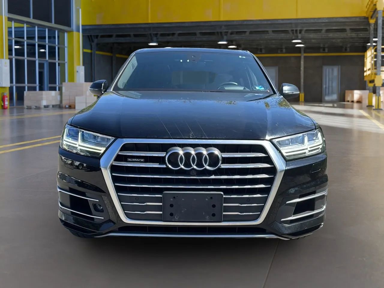 Used 2017 Audi Q7 3.0T Prestige image 2