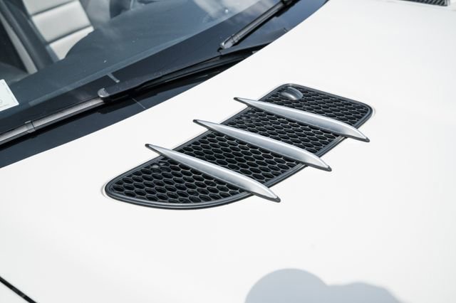 Used 2009 Mercedes-Benz SLK 55 AMG image 35