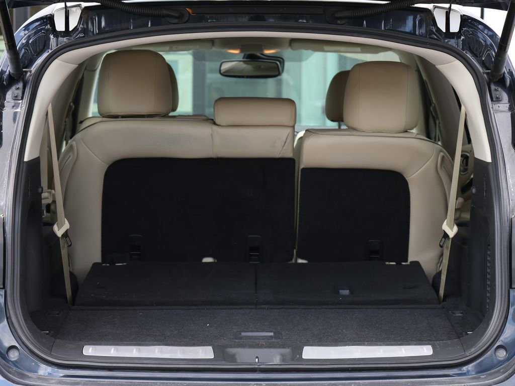 Used 2019 INFINITI QX60 Luxe w/ Essential Package FWD image 8