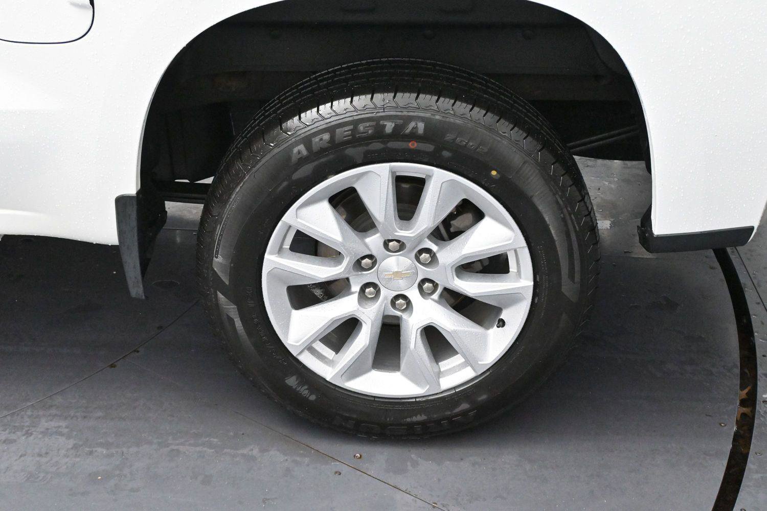 Used 2022 Chevrolet Silverado 1500 Custom w/ Safety Confidence Package RWD image 29