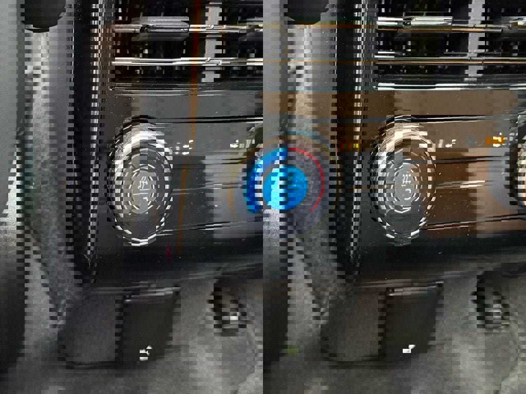 New 2026 Land Rover Range Rover Sport Dynamic SE AWD/4WD image 34