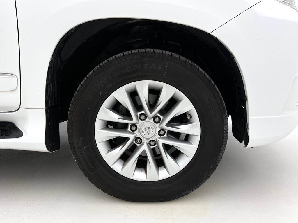 Used 2019 Lexus GX 460 image 30