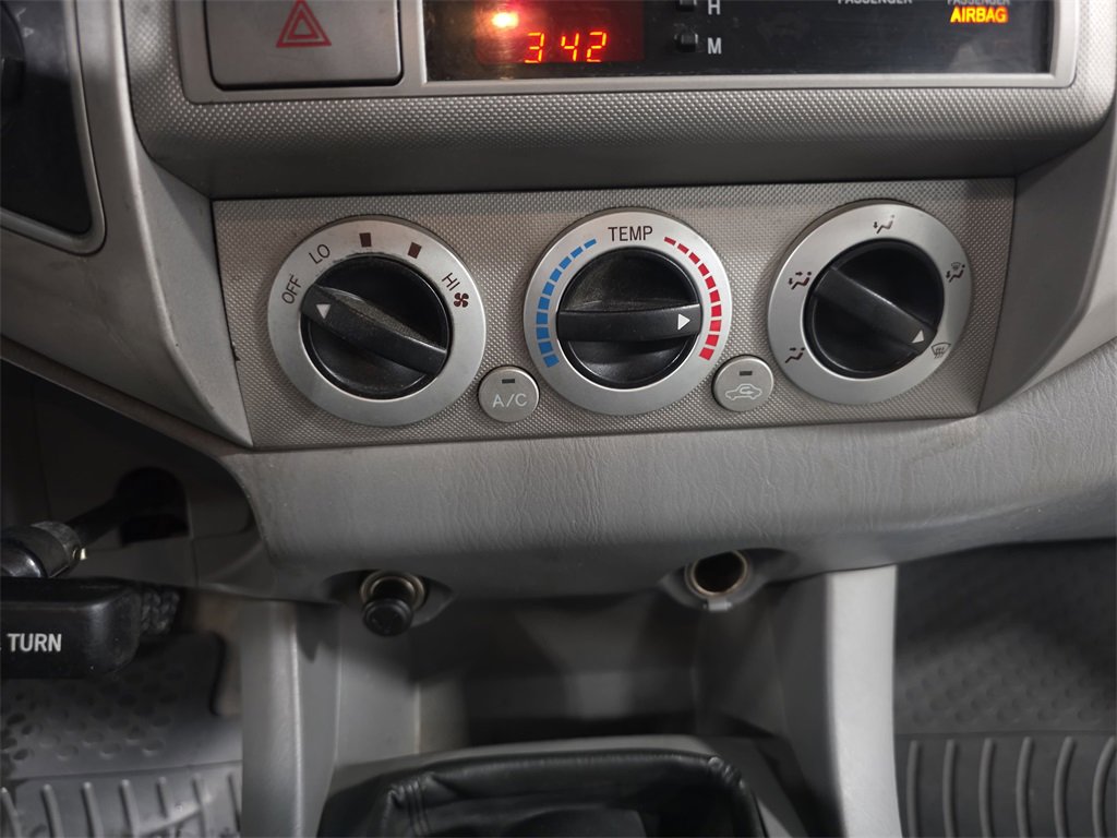 Used 2005 Toyota Tacoma 4x4 Access Cab image 21