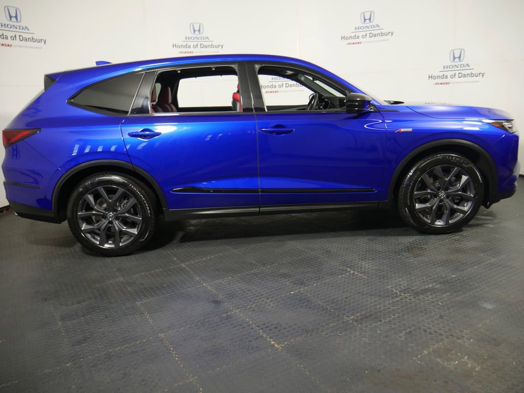 Used 2023 Acura MDX A-Spec image 3