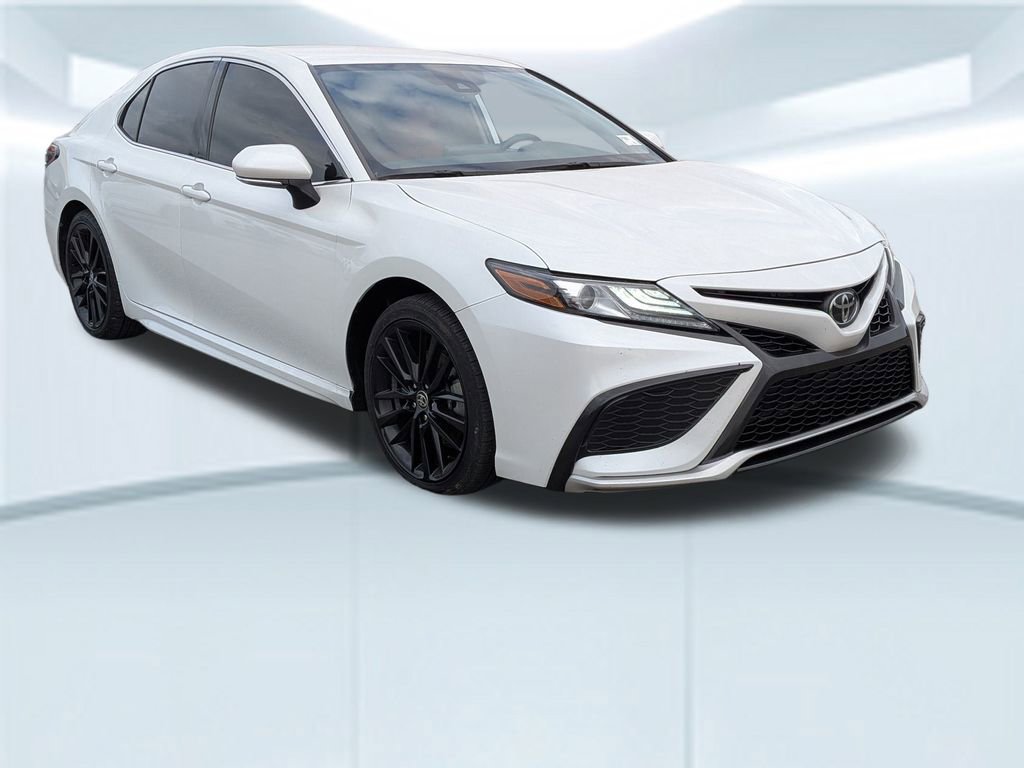 Used 2023 Toyota Camry XSE image 8