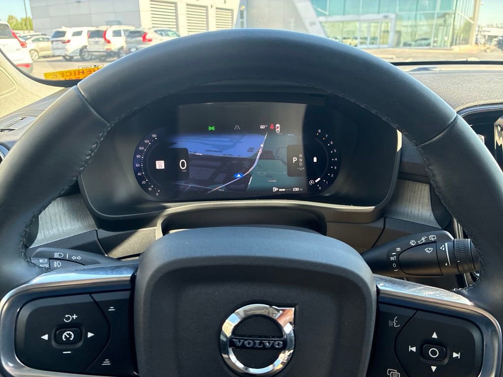 Certified 2026 Volvo XC40 B5 Plus AWD/4WD image 12