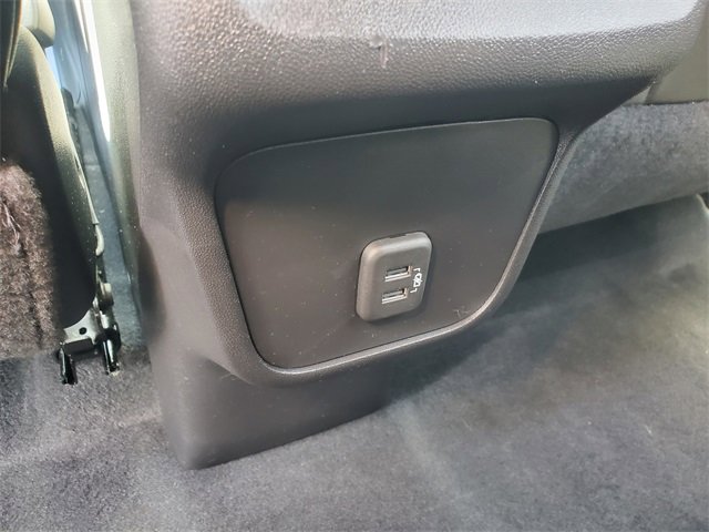 Used 2022 Chevrolet Equinox RS w/ LPO, Floor Liner Package image 23