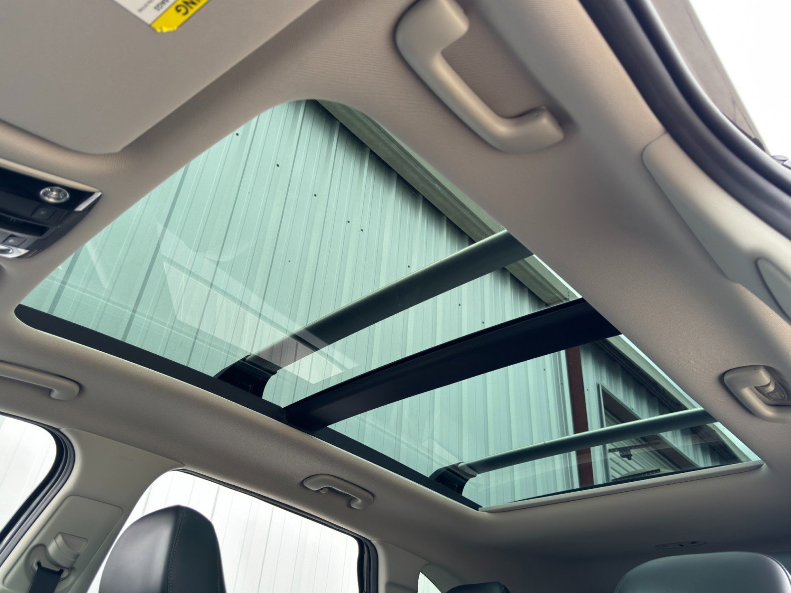 Used 2021 Kia Sorento SX image 11