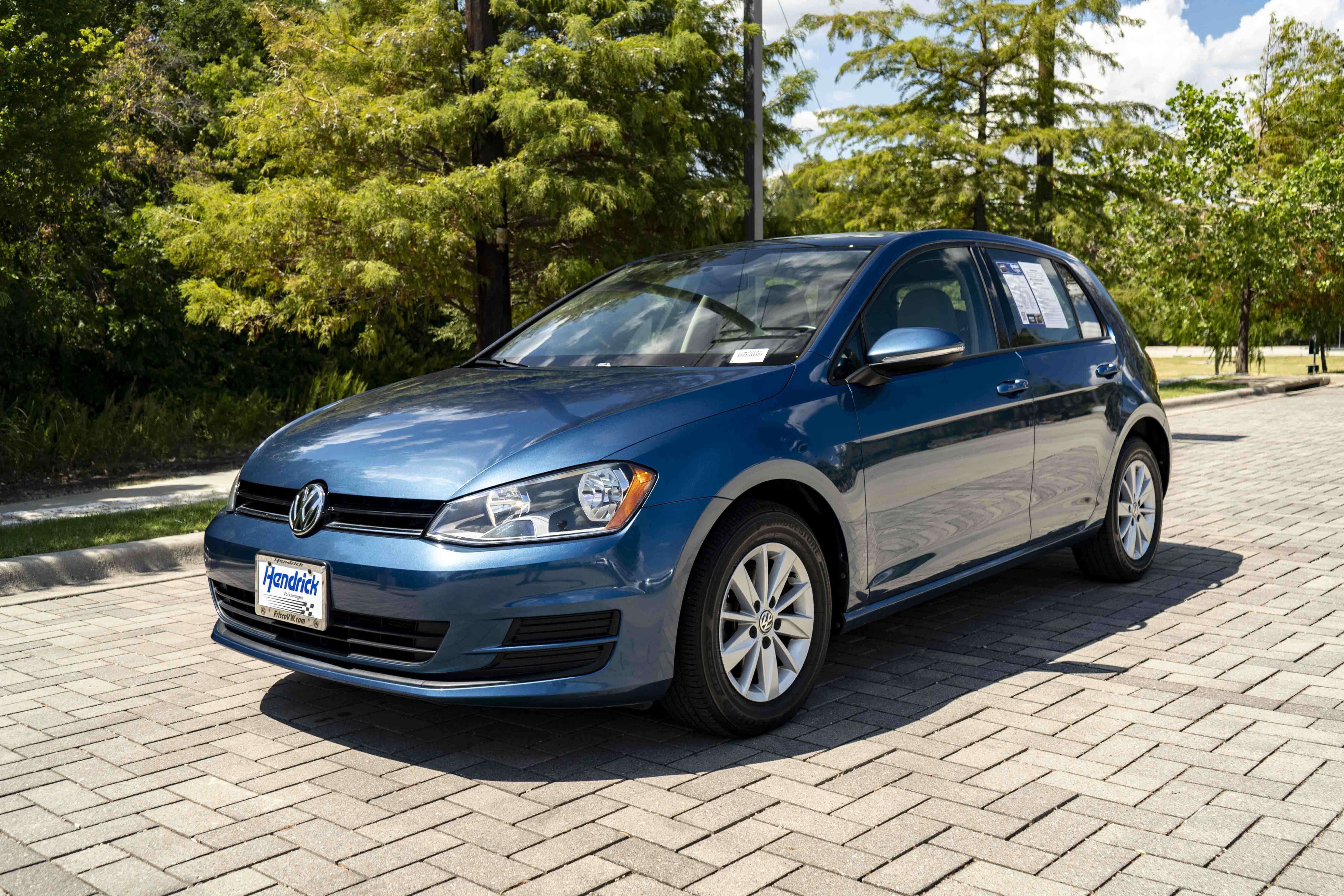 Used 2016 Volkswagen Golf S FWD image 4