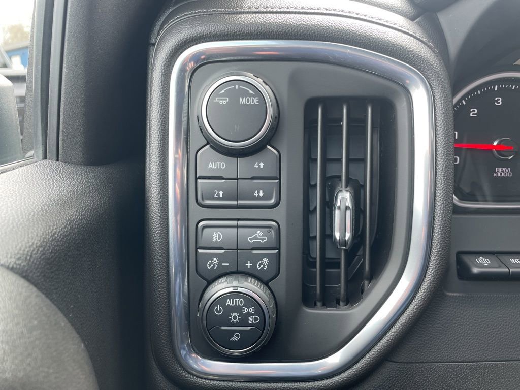 Used 2020 Chevrolet Silverado 2500 LTZ w/ LTZ Plus Package image 29