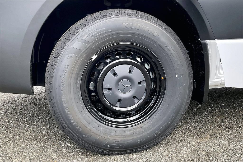 New 2026 Mercedes-Benz Sprinter 2500 image 11