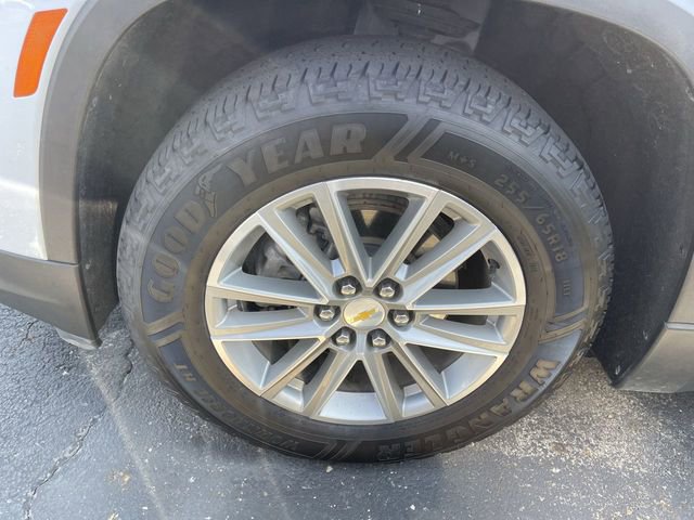 Used 2022 Chevrolet Traverse LT AWD/4WD image 2