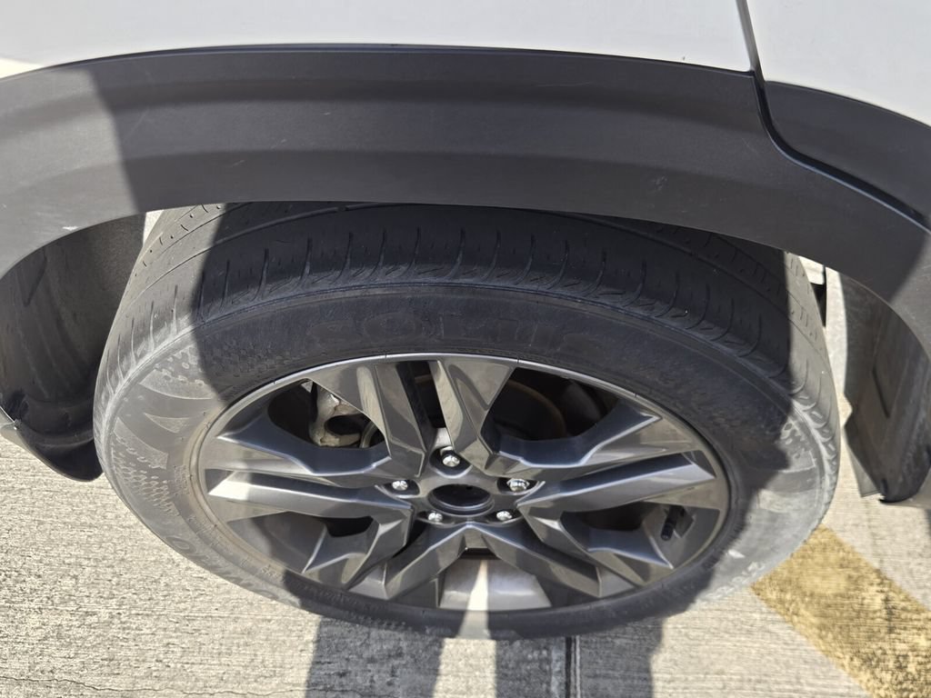 Used 2023 Kia Seltos S FWD image 8