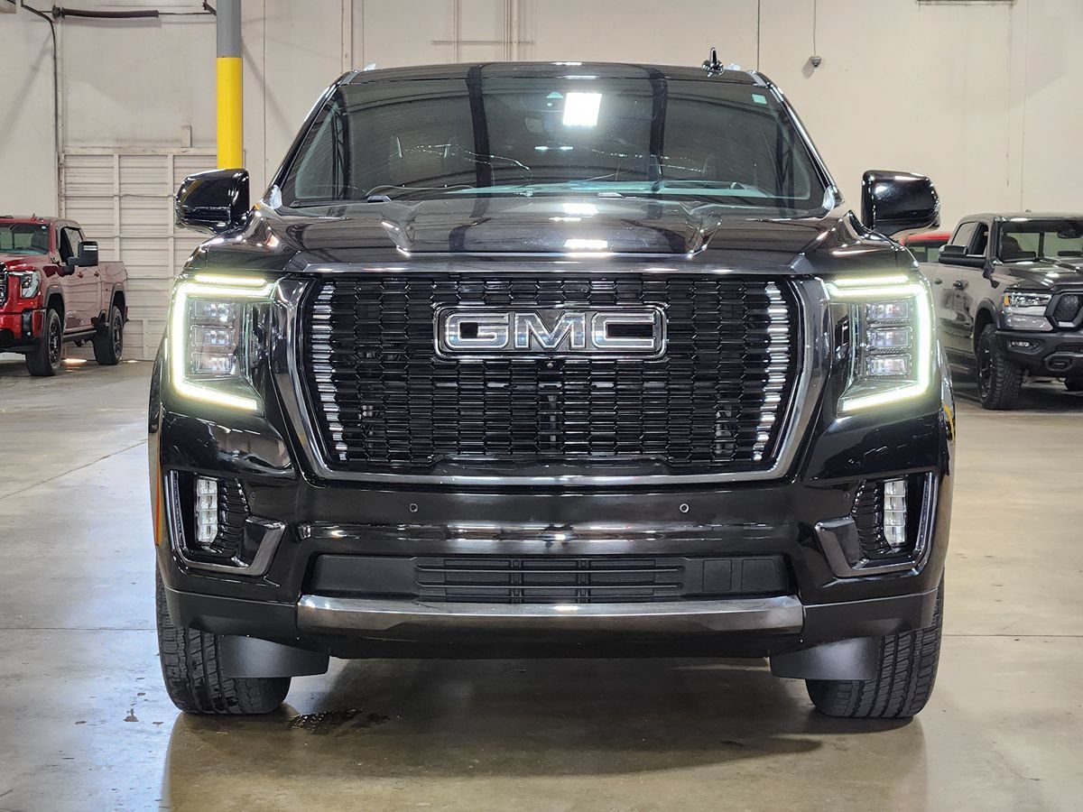 Used 2023 GMC Yukon Denali Ultimate AWD/4WD image 2